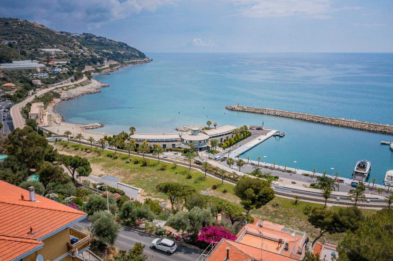 Casa Stella Apartment San Lorenzo al Mare Exterior photo