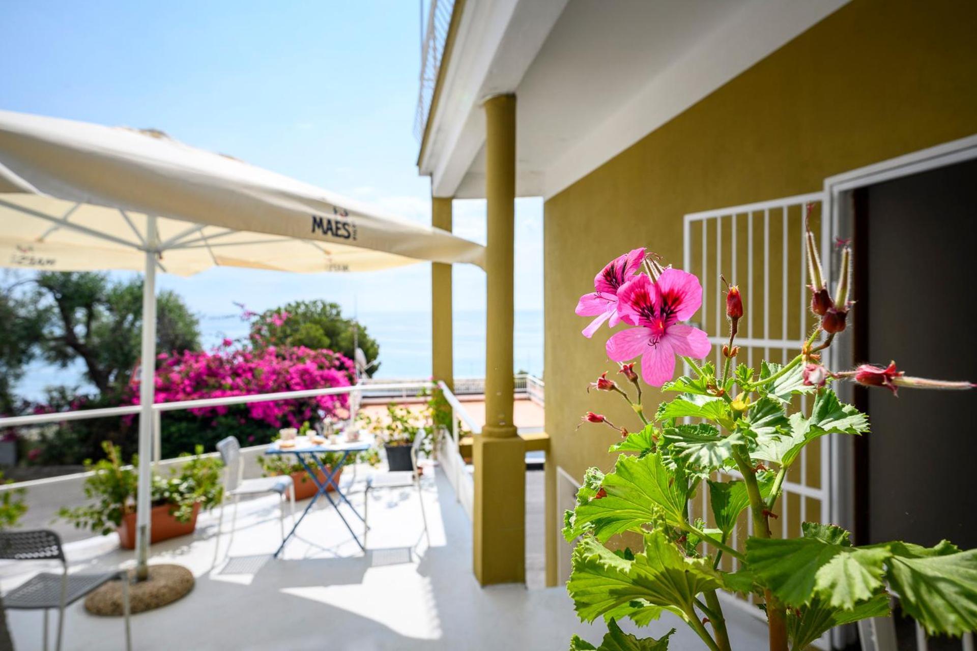 Casa Stella Apartment San Lorenzo al Mare Exterior photo